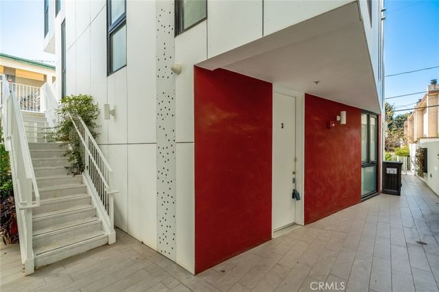 1253 N Sweetzer Avenue 3, West Hollywood, CA 90069