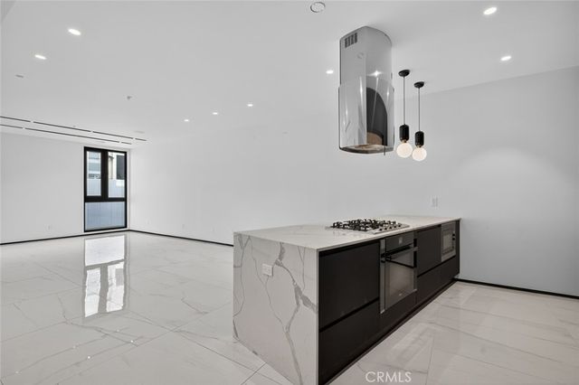 1253 N Sweetzer Avenue 3, West Hollywood, CA 90069