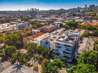 1253 N Sweetzer Avenue 3, West Hollywood, CA 90069