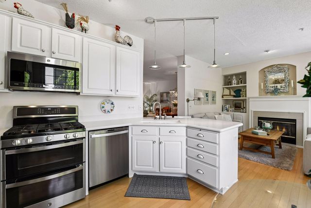 921 Fairfield Way, Minnetonka, MN 55305