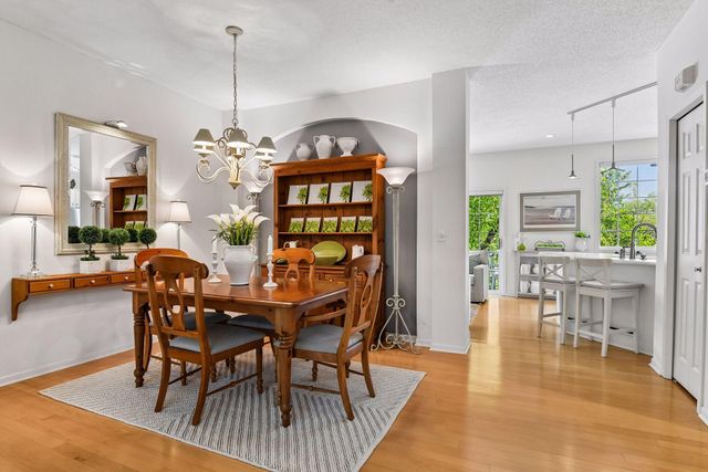 921 Fairfield Way, Minnetonka, MN 55305