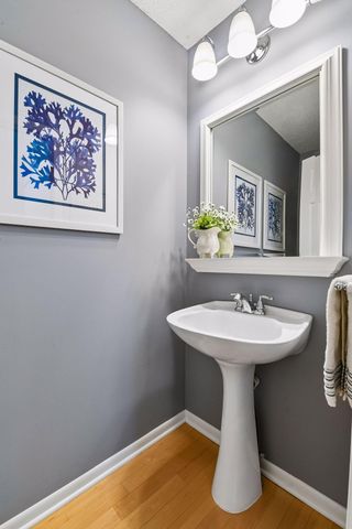 921 Fairfield Way, Minnetonka, MN 55305