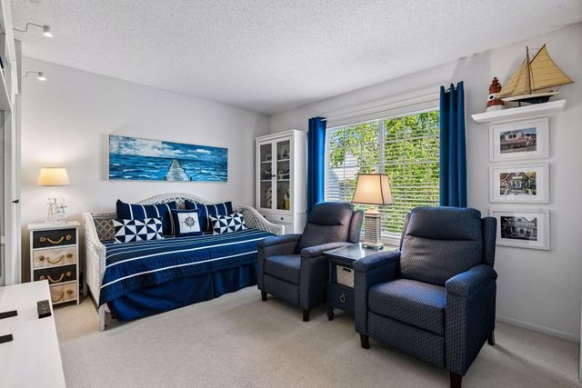 921 Fairfield Way, Minnetonka, MN 55305