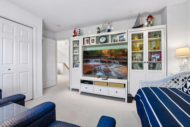 921 Fairfield Way, Minnetonka, MN 55305