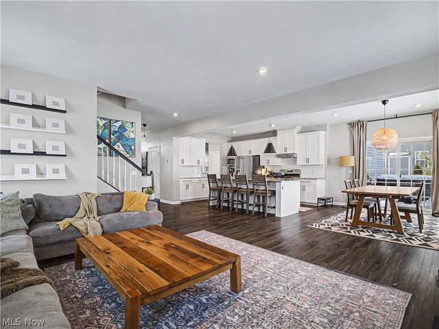 9254 Winfield Lane, North Ridgeville, OH 44039