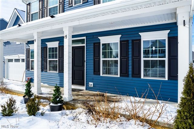 9254 Winfield Lane, North Ridgeville, OH 44039