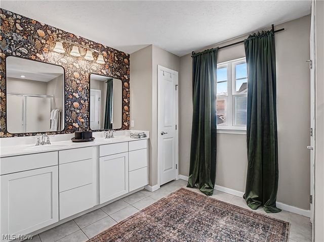 9254 Winfield Lane, North Ridgeville, OH 44039