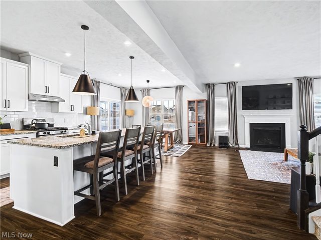 9254 Winfield Lane, North Ridgeville, OH 44039