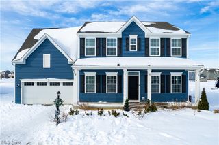 9254 Winfield Lane, North Ridgeville, OH 44039