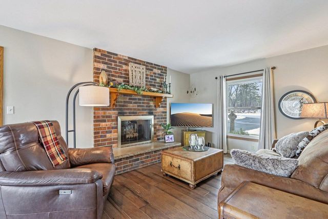 5820 S 124th STREET, Hales Corners, WI 53130