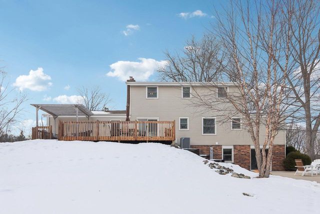 5820 S 124th STREET, Hales Corners, WI 53130