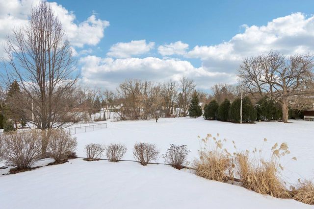 5820 S 124th STREET, Hales Corners, WI 53130