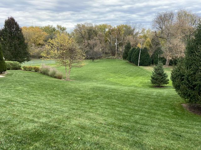 5820 S 124th STREET, Hales Corners, WI 53130