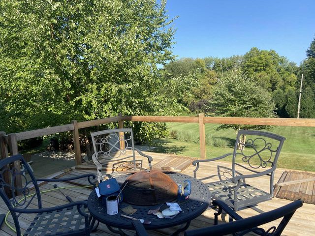 5820 S 124th STREET, Hales Corners, WI 53130