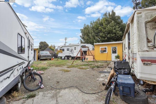 1078 Rachel Rd, San Pablo, CA 94806