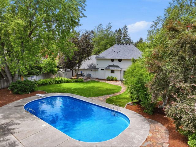 5005 S Hogan St, Spokane, WA 99223