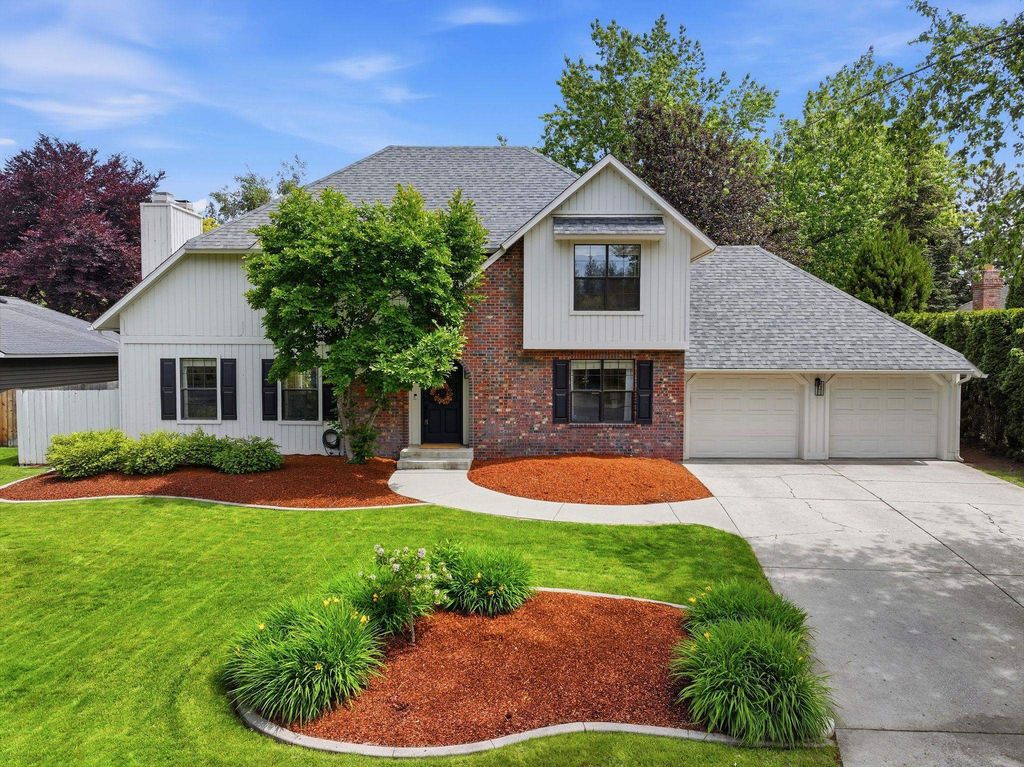 5005 S Hogan St, Spokane, WA 99223