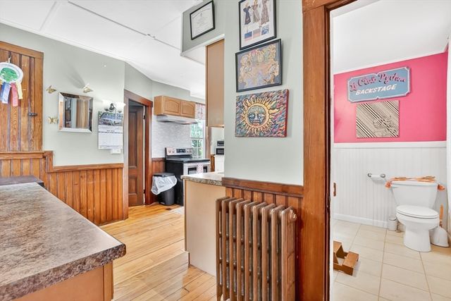 23 Oakes Ave, Southbridge, MA 01550