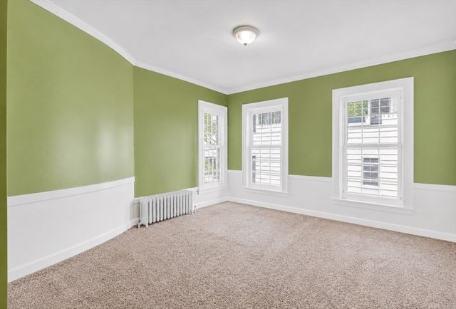 23 Oakes Ave, Southbridge, MA 01550