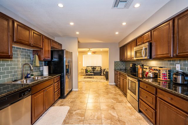 1332 W 6TH Street, Tempe, AZ 85281