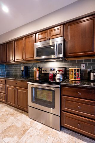 1332 W 6TH Street, Tempe, AZ 85281