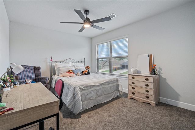 704 Taylor Street, Siloam Springs, AR 72761