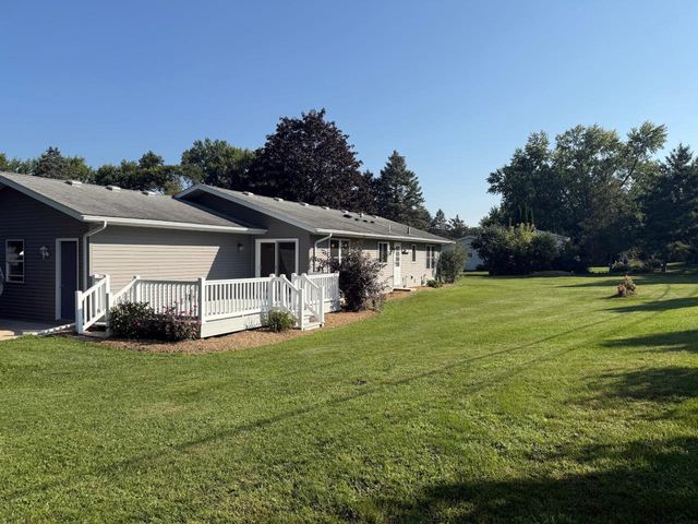 5556 Rainbow Road, Waunakee, WI 53597