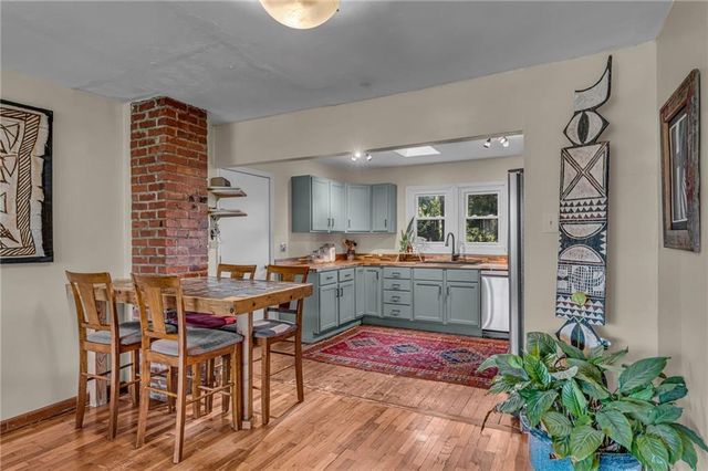 1820 Vermont Street, Lawrence, KS 66044