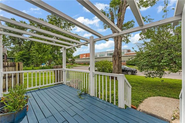 1820 Vermont Street, Lawrence, KS 66044