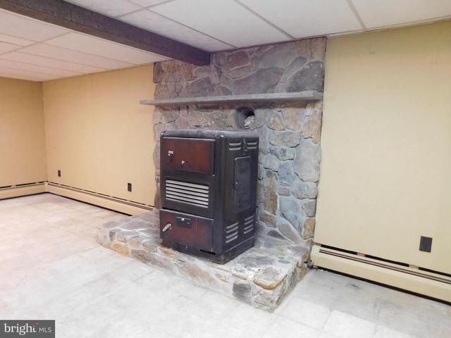 231 MOREA RD, Frackville, PA 17931