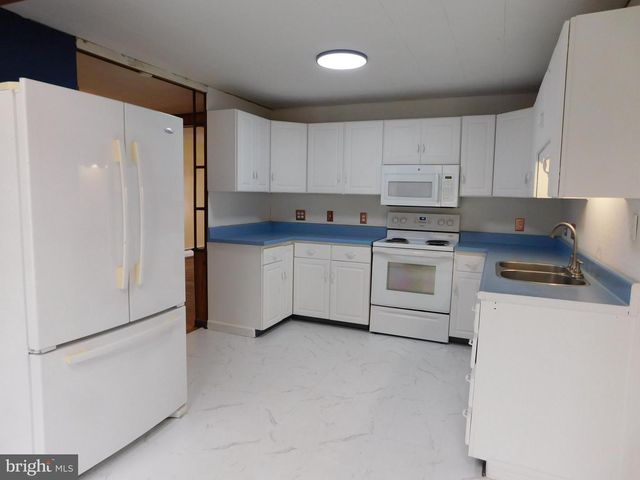 231 MOREA RD, Frackville, PA 17931