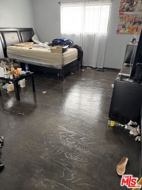 Image 3 of property listing at 3945 Denker Avenue, Los Angeles, CA 90062