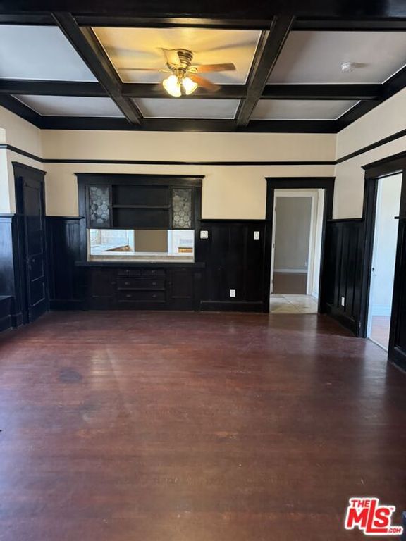 Image 9 of property listing at 3945 Denker Avenue, Los Angeles, CA 90062