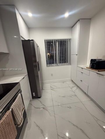 14085 SW 179th Ter, Miami, FL 33177