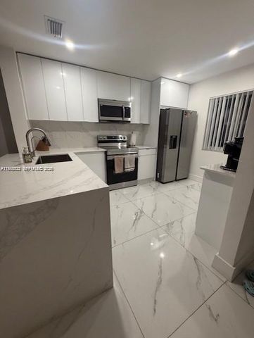 14085 SW 179th Ter, Miami, FL 33177