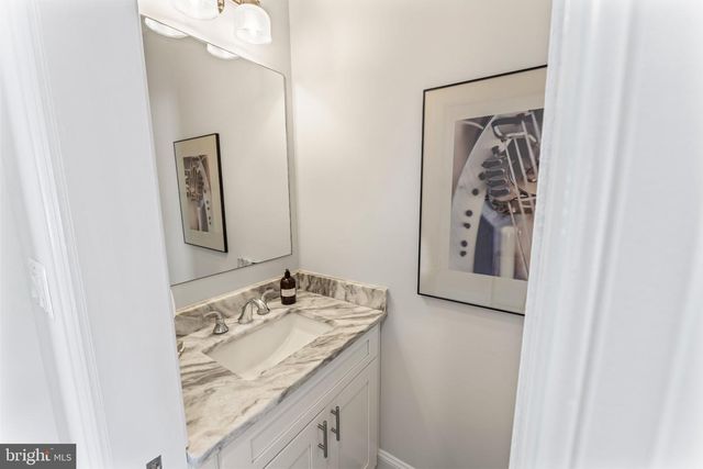 6322 BEACHWAY DR, Falls Church, VA 22044