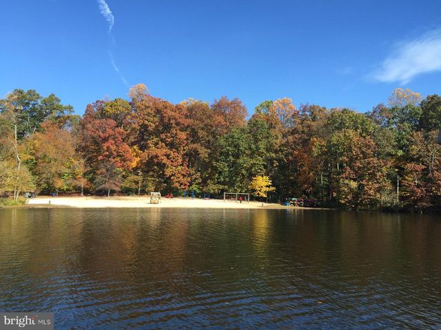 6322 BEACHWAY DR, Falls Church, VA 22044