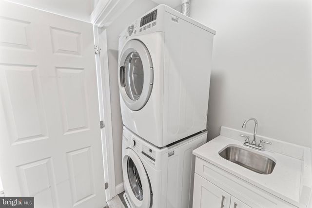 6322 BEACHWAY DR, Falls Church, VA 22044