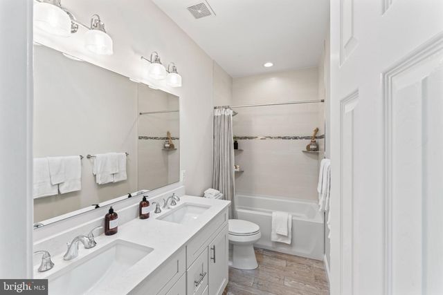 6322 BEACHWAY DR, Falls Church, VA 22044