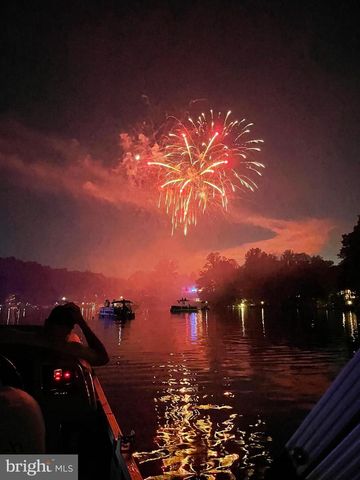 6322 BEACHWAY DR, Falls Church, VA 22044