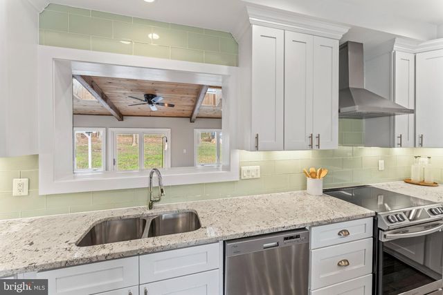 6322 BEACHWAY DR, Falls Church, VA 22044