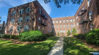 126 Hackett 202A, Rutherford, NJ 07070