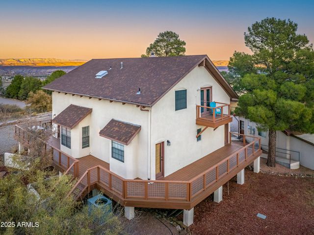 1131 Hidden Springs Lane, Clarkdale, AZ 86324