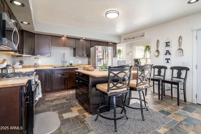 1131 Hidden Springs Lane, Clarkdale, AZ 86324