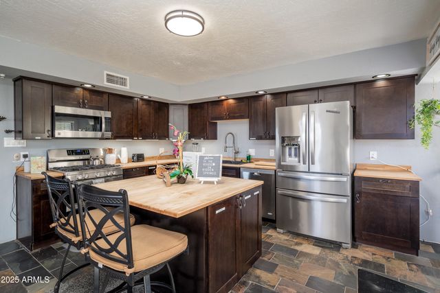 1131 Hidden Springs Lane, Clarkdale, AZ 86324