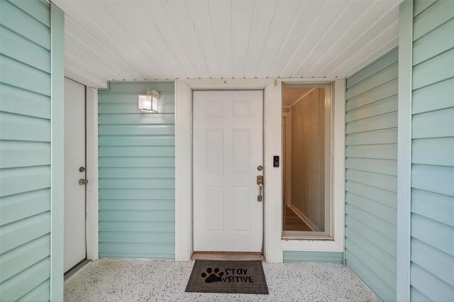 4 N Sandpiper Street, La Marque, TX 77568
