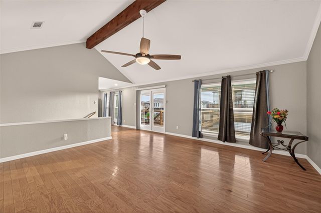 4 N Sandpiper Street, La Marque, TX 77568