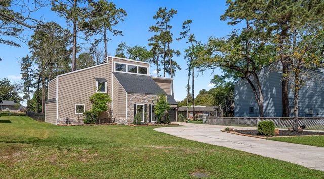 15211 Jamaica Drive, Willis, TX 77318