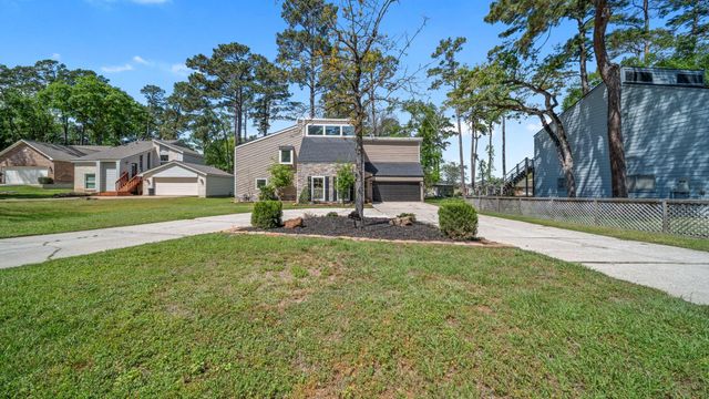 15211 Jamaica Drive, Willis, TX 77318