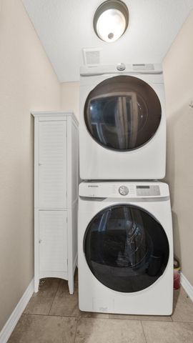 15211 Jamaica Drive, Willis, TX 77318